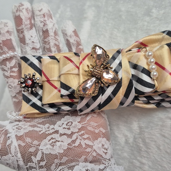 Handcrafted Luxury Fashion Necktie Necklace 📿 (PLAID PLEASURES) - Picture 14 of 17